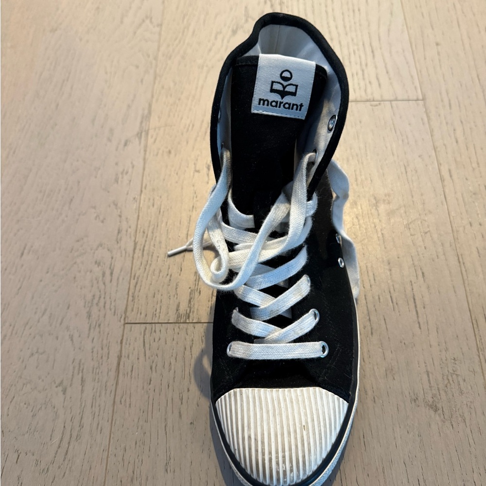 Isabel Marant Benkeen Lace-Up Sneakers - Picture 4 of 10